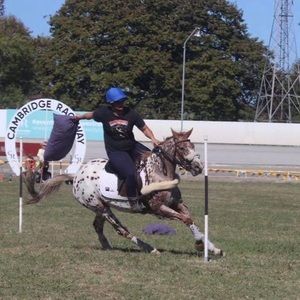 Meet your Posher, Jenelle